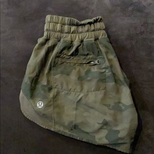 Lululemon camo green shorts